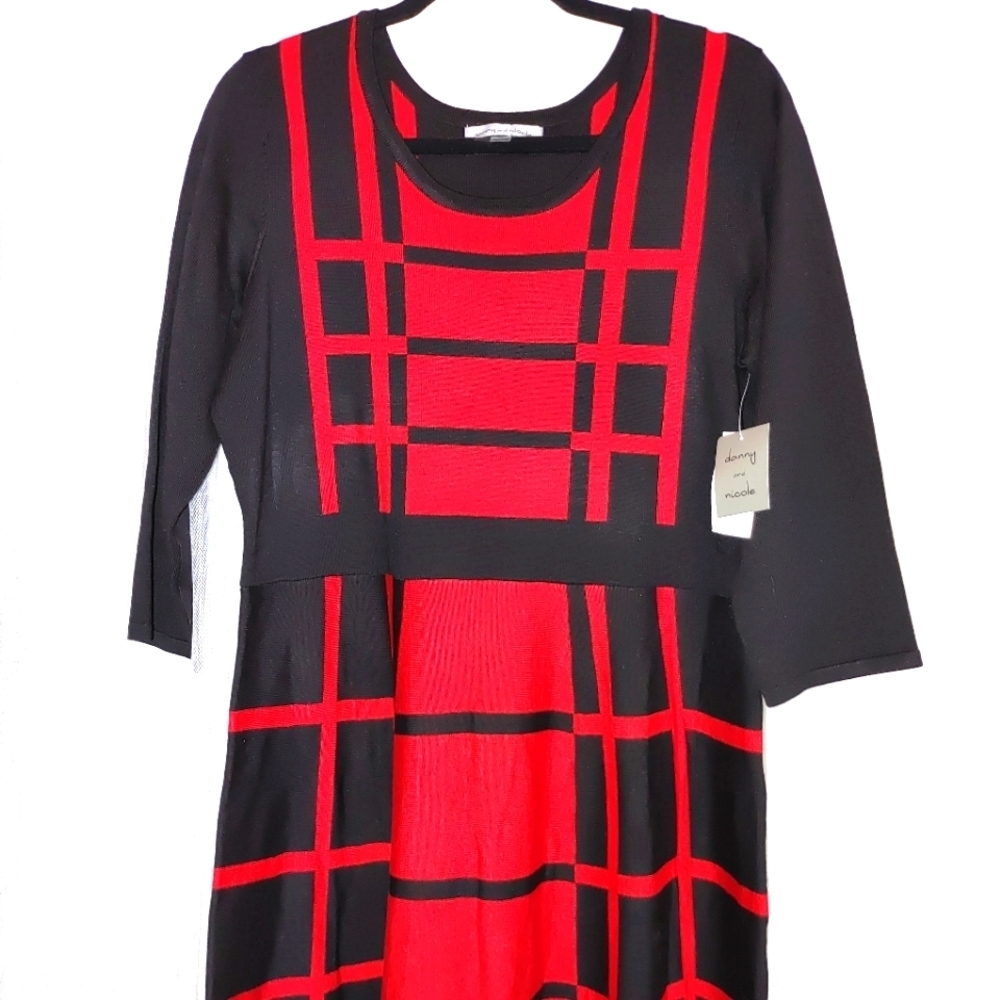 NWT Danny and Nicole Red and Black Sweater Dress Size XL